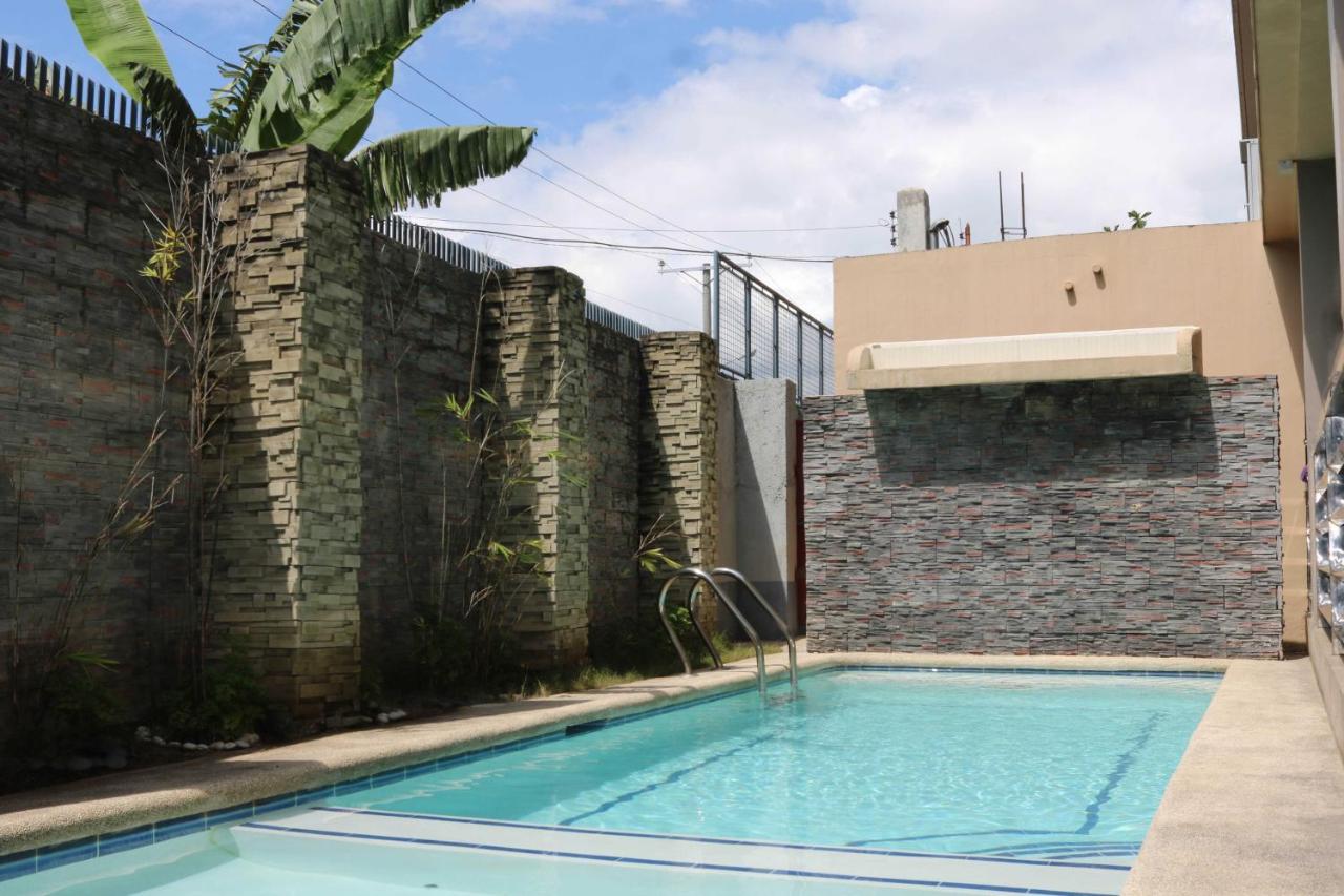Reddoorz At Grand Apartelle Hernan Cortes Cebu Exterior photo